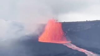 Anak Krakatau Still Erupting — Lava Flows, 3 km Zone Evacuation & Tsunami Warning Issued
