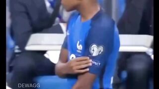 Pada 25 Maret 2017, Kylian Mbappé beranjak dari bangku cadangan dan melangkah ke internasional 2
