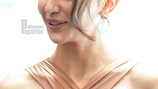Rakul Preet Singh super sexy actress showing her boobs and nipples very sexy girl beautiful boobs watch now.