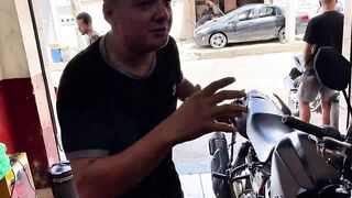 MOTO  COM PROBLEMA SERIO  SEM QUERER PEGAR