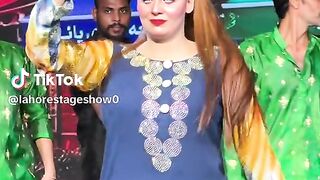 Dedar Multan live performance from Multan stage drama dance performance