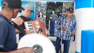 Forró na feira