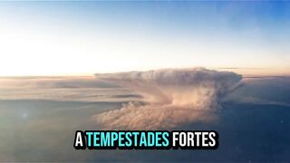 POR DENTRO DE UMA TEMPESTADE: ANATOMIA DE UMA NUVEM