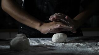 PREPARING PIZZA 2
