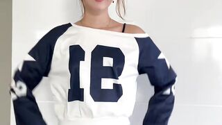 Emily 2