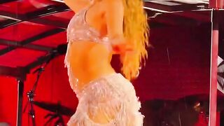 Shakira 9