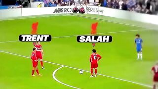 momen cerdik tendangan bebas
