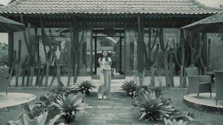 Niken Soge - JUJUR SAJA (feat. Tian Dj, Geby Wuy) (Official Music Video)