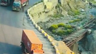 GT Road Torkham Border KPK Pakistan جی ٹی روڈ تورخم باڈر کے پی کے پاکستان