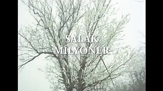 Salak Milyoner - 4K Yeşilçam Filmi (Kemal Sunal, Zeki Alasya, Metin Akpınar, Halit Akçatepe)