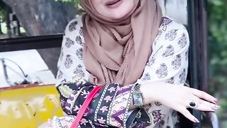 Stunning Batool 2