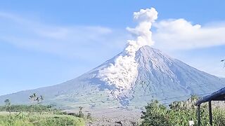Erupsi Semeru