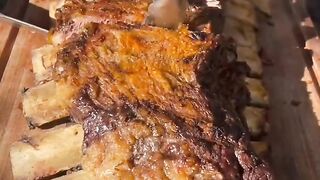 Delicious Ribs with Cheese — Just the Way Brazilians Love It! 😋🇧🇷🥩🧀