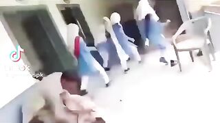 techar yeh hal h phr bachon kia ho gy