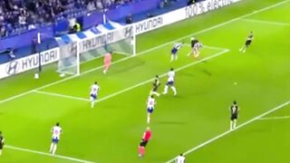 Manchester City sukses membungkam FC Porto 2-0  di kandang lawan pada laga pertama fase UCL.
