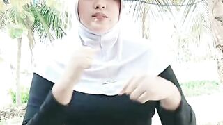 hijabers boobs 2