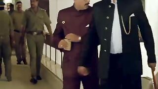 Most viral scene of Dilwale movie Paresh_Rawal_Suniel_Shetty_Ko_Kehta_Hai_Haveli_Par_Aa_Jana_.