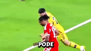 Melhores jogadores que Messi e Cr7