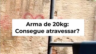 Desafio Impossível_ Tentaram Varar Caneca com Fuzil!