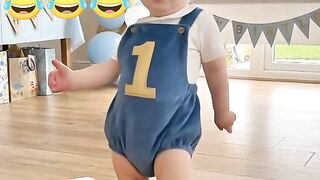 Baby dance 24