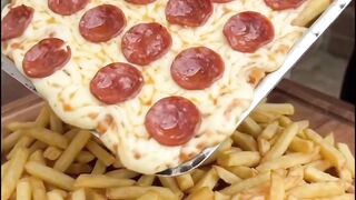 Potato with Cheese and Sausage — a Delicious Brazilian Treat 🇧🇷🥔🧀🌭