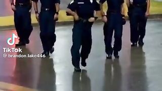 Policía Sandi Papo