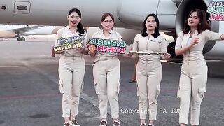 Announcement Pramugari Cantik Super Air Jet Pesawat Airbus A320-200.mp4 8.mp4