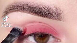 Pink-peachy makeup