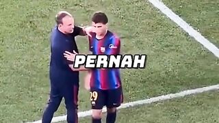 Hansi Flick seorang jenius untuk melakukan ini 🤯