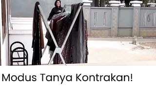 Modus Baru Ngeselin! Pura-Pura Cari Kontrakan, Emak-Emak Tertangkap Basah Maling Paket Warga!