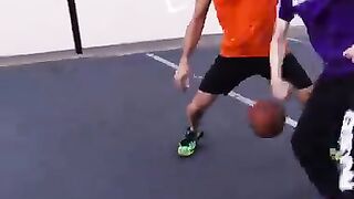 zach-king-vs-basketball-pro-the-professor-shorts-ytshorts.savetube.me