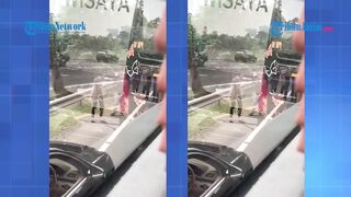 Viral koboy di jalan tol