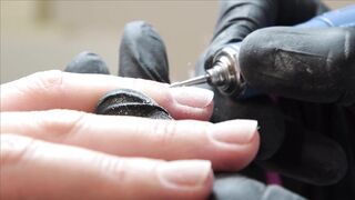 MANICURE
