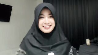 berjilbab