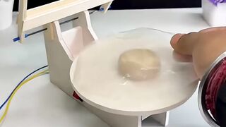Premium wooden viral roti maker