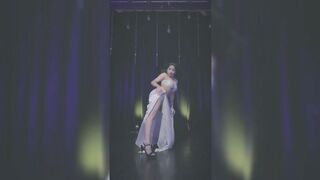 Indian Girl Vanshika Jangid Dance 8