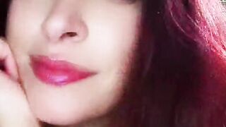 저는 유명하진 않지만, 저를 팔로우해주시고 이 릴스를 보내주시면 저도 맞 que 팔할게요 🌸💗