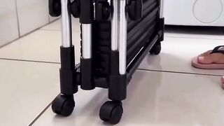 Foldable cloth drying stand