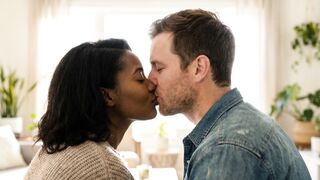LOVE KISS 2