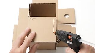 Moinho de Café Manual Feito de Papelão (ASMR DIY)