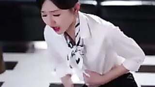 Gadis miskin diusir, hamil anak CEO, dia dimanja seperti putri!
