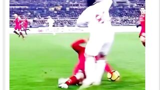 Ronaldinho tidak perlu berlari sepanjang pertandingan untuk menunjukkan bahwa dirinya spesial