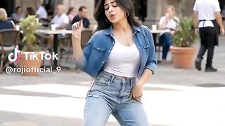 Latest Hindi Songs | Amazing Dance Video