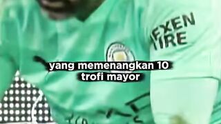 Scott Carson berhasil mengoleksi 10 trofi mayor