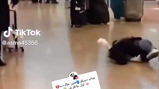 Girl fall