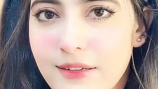 Koi vy chite chil kany de hik to mil dhola