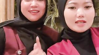 boobs hijab 25