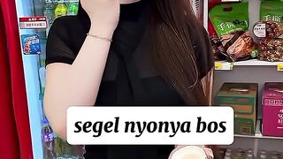 tingkah nyonya bos membuat Ichi bos tertawa⁉️