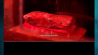 Batu 1.346 Tahun yang Dikaitkan dengan Imam Husain