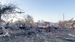 ВОЙНА ОСТАТКИ СТРОЕНИЙ.